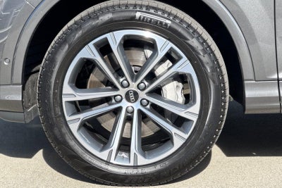 2026 Audi Q7 Premium