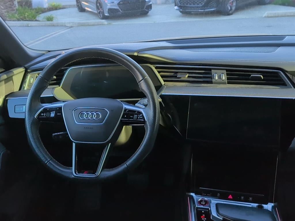 2023 Audi e-tron S Premium Plus