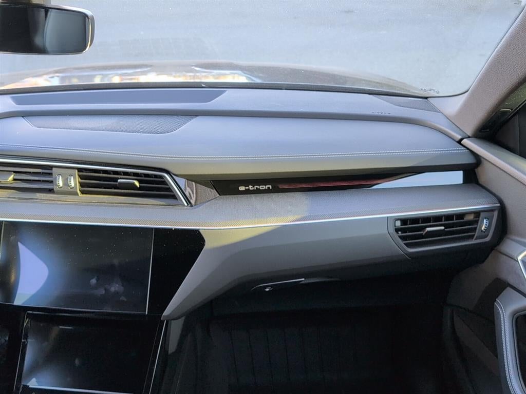 2023 Audi e-tron S Premium Plus