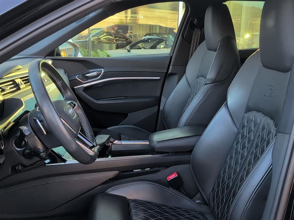 2023 Audi e-tron S Premium Plus