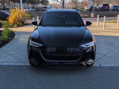 2023 Audi e-tron S Premium Plus