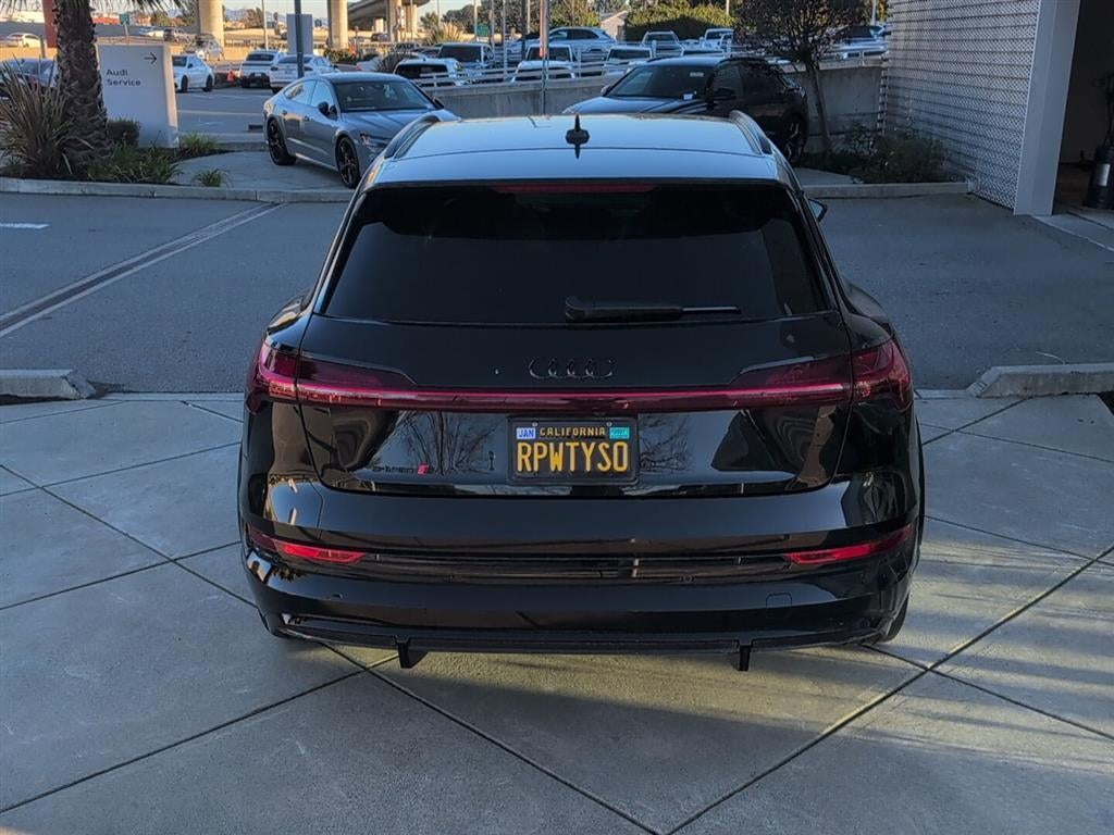 2023 Audi e-tron S Premium Plus