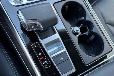 2023 Audi Q8 Premium