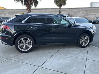 2023 Audi Q8 Premium