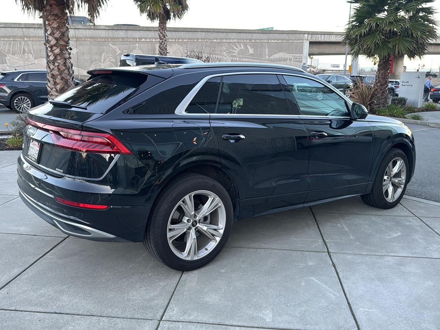 2023 Audi Q8 Premium