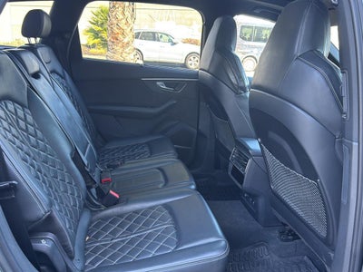 2022 Audi SQ7 Premium Plus