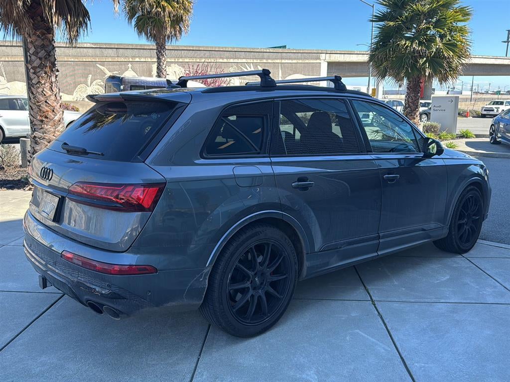 2022 Audi SQ7 Premium Plus