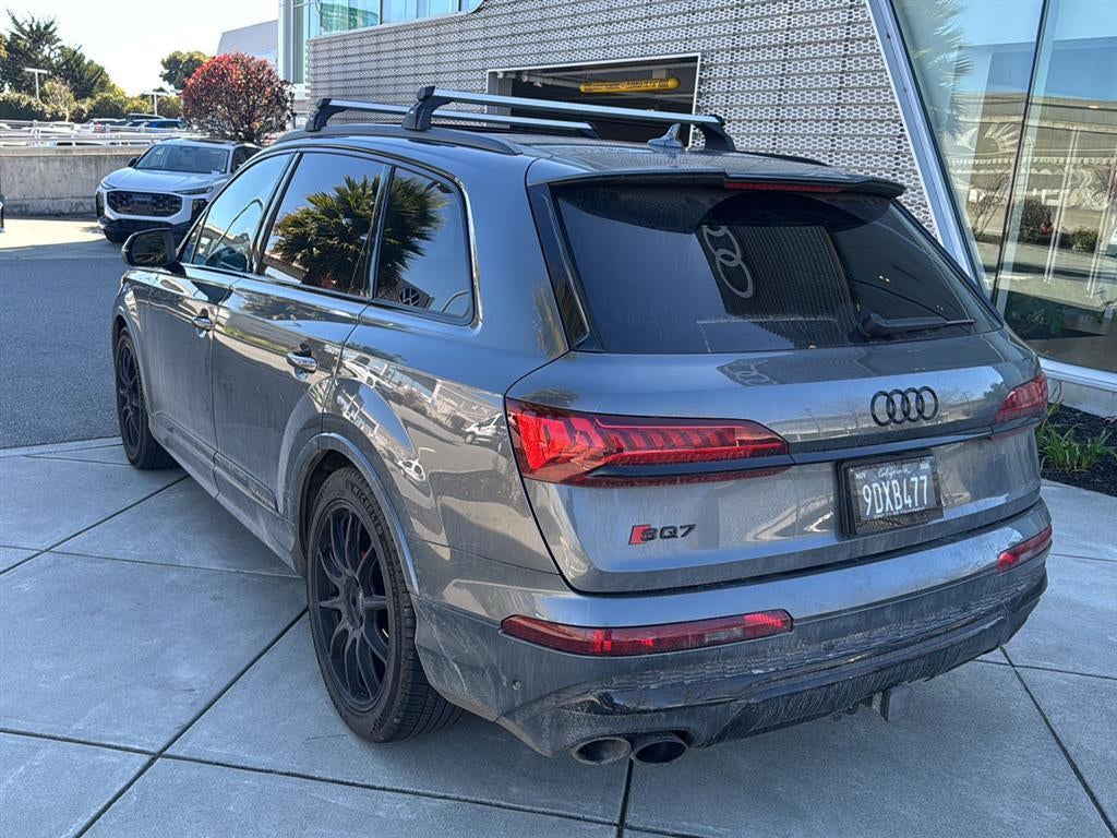 2022 Audi SQ7 Premium Plus