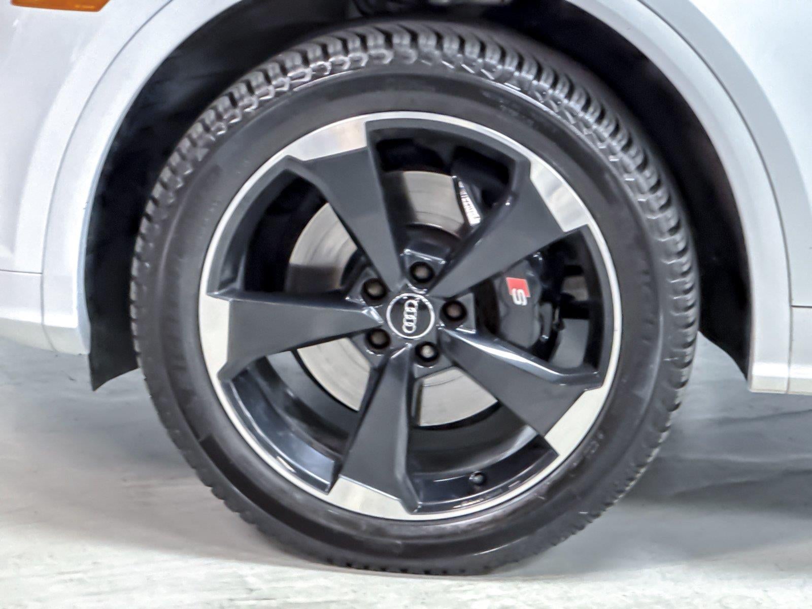 2019 Audi SQ5 Premium Plus