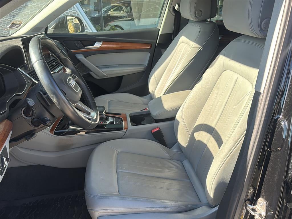 2023 Audi Q5 Premium Plus