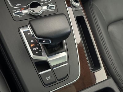 2020 Audi Q5 Premium Plus