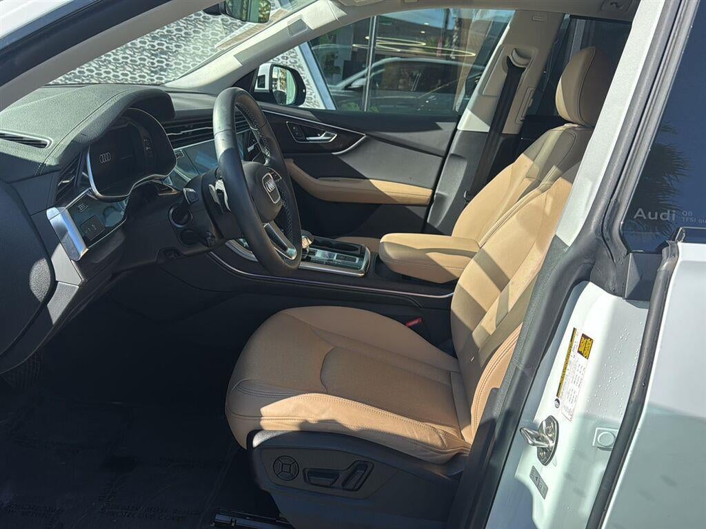 2024 Audi Q8 Premium Plus