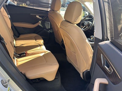 2024 Audi Q8 Premium Plus