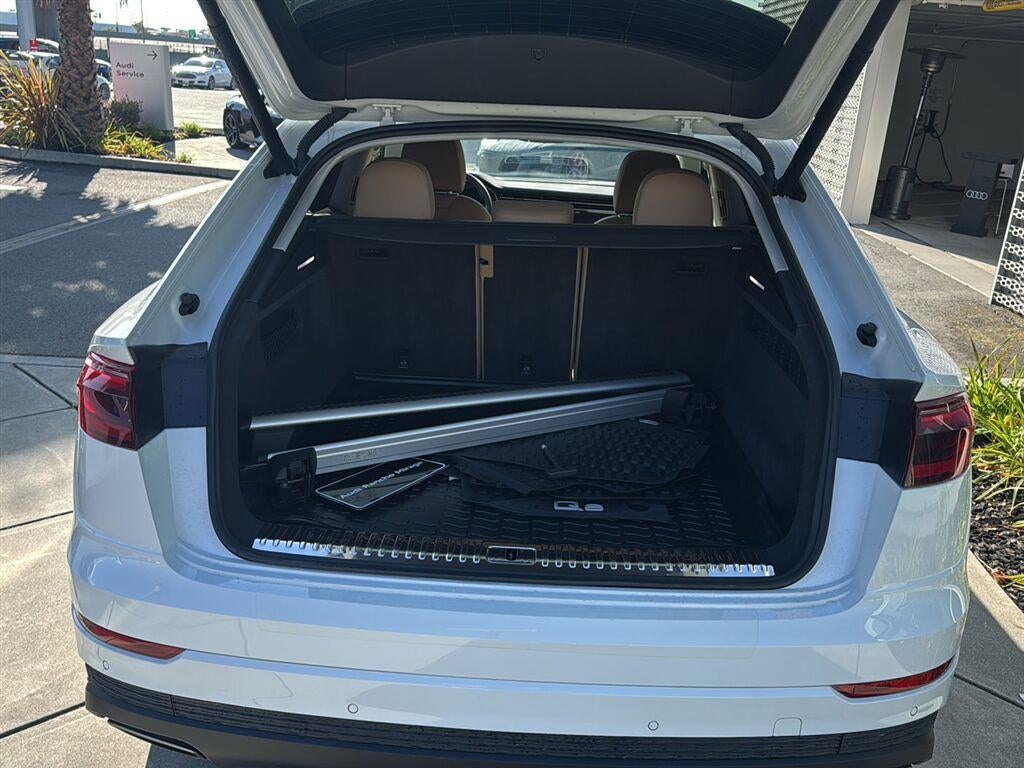 2024 Audi Q8 Premium Plus