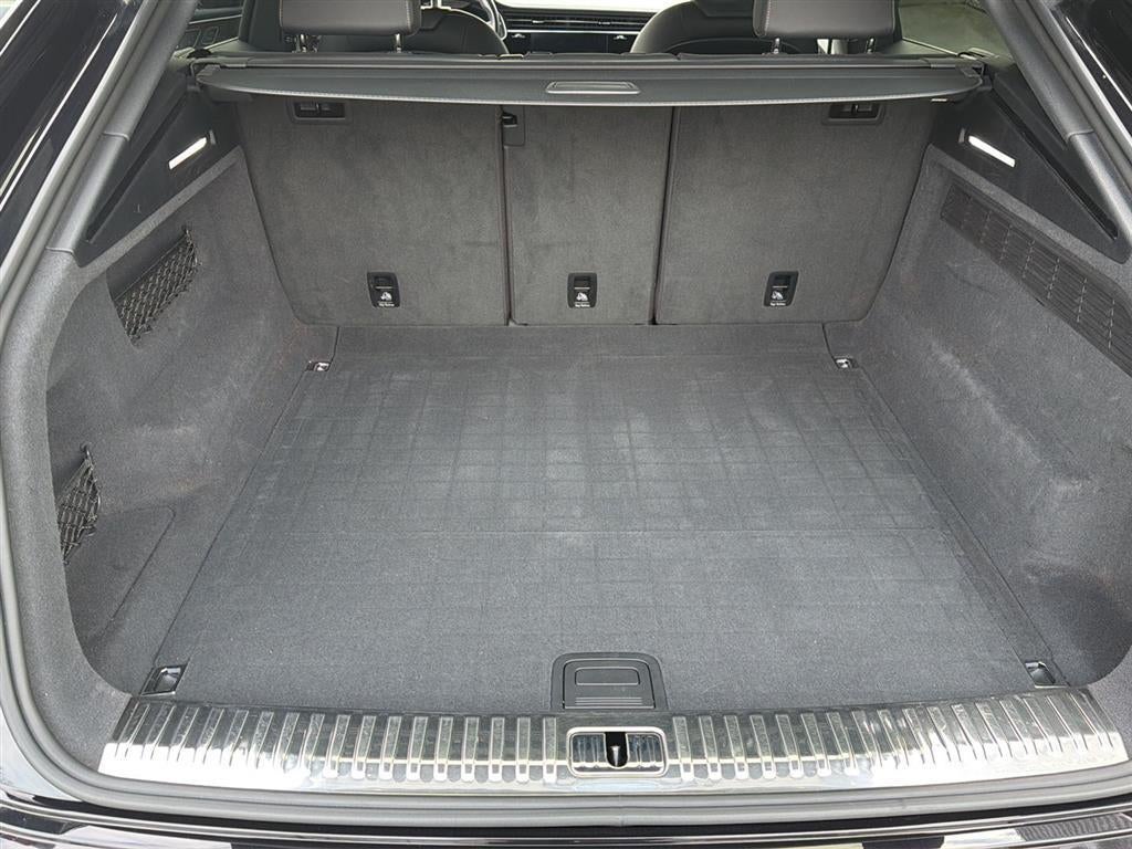 2019 Audi Q8 Premium Plus