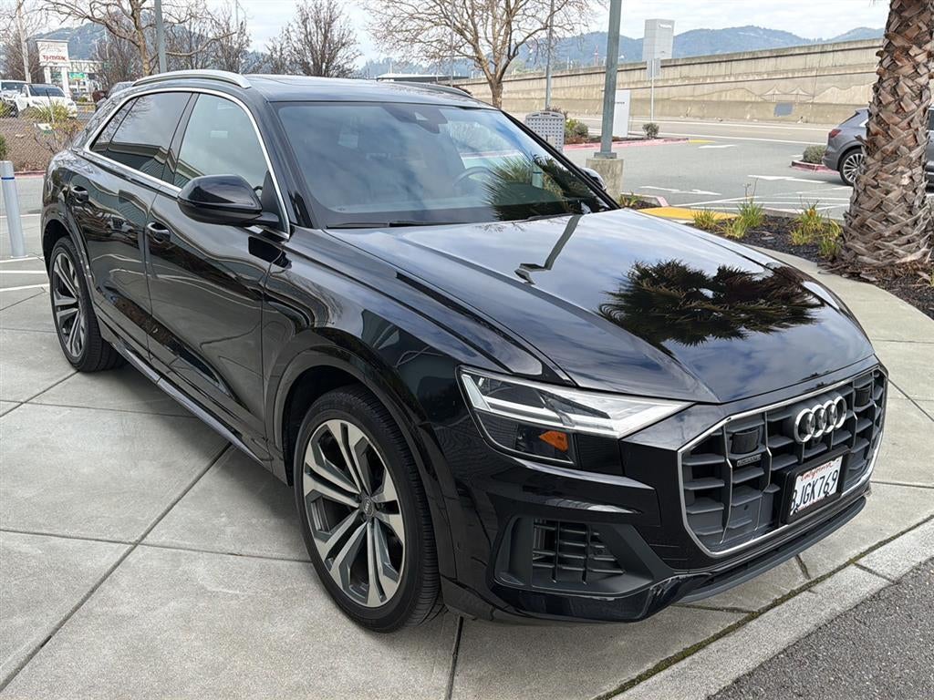 2019 Audi Q8 Premium Plus