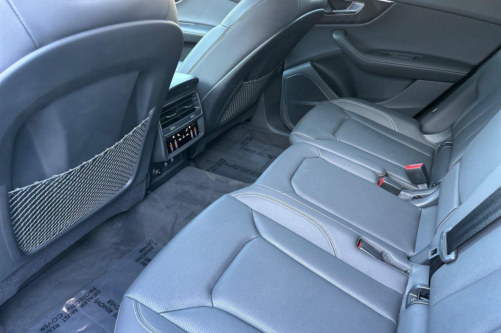 2023 Audi Q8 Premium Plus