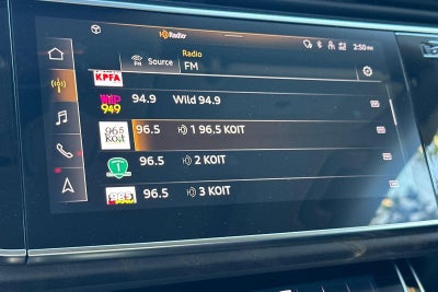 2023 Audi Q8 Premium Plus