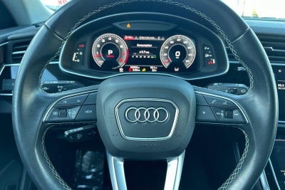 2023 Audi Q8 Premium Plus