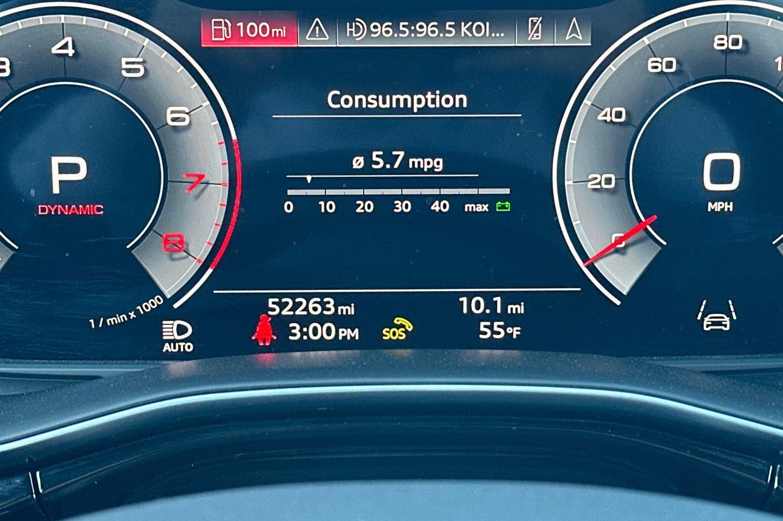 2023 Audi Q8 Premium Plus