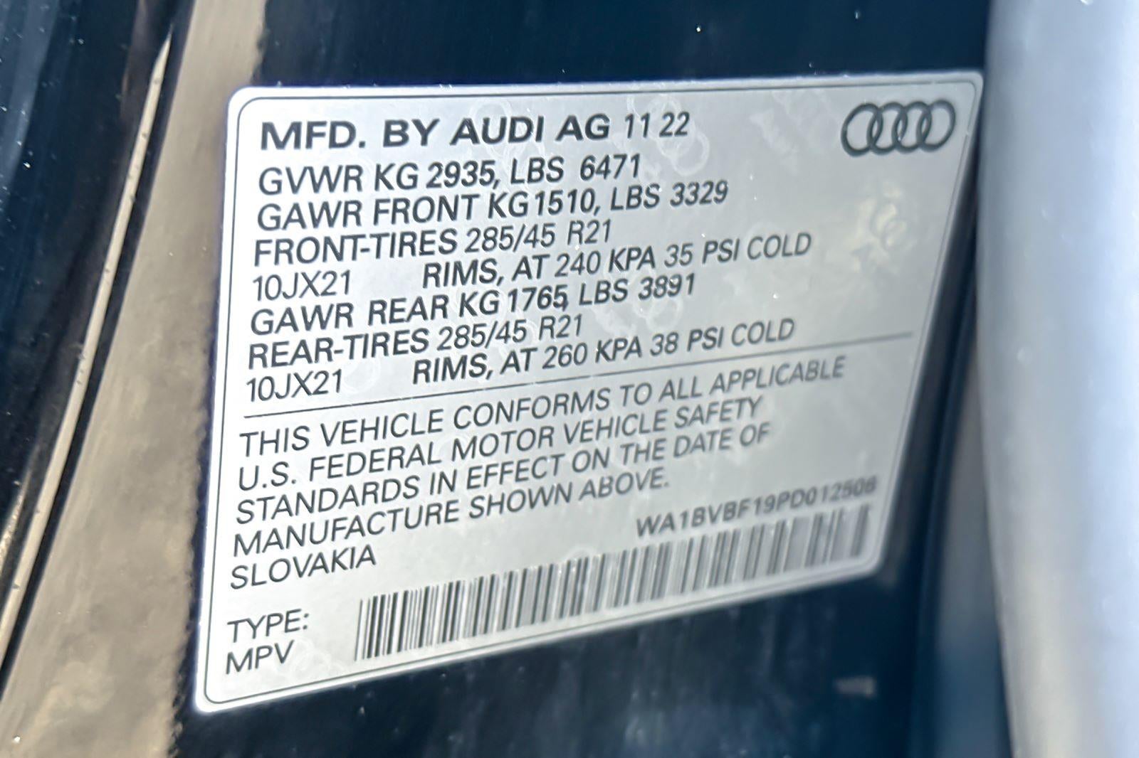 2023 Audi Q8 Premium Plus