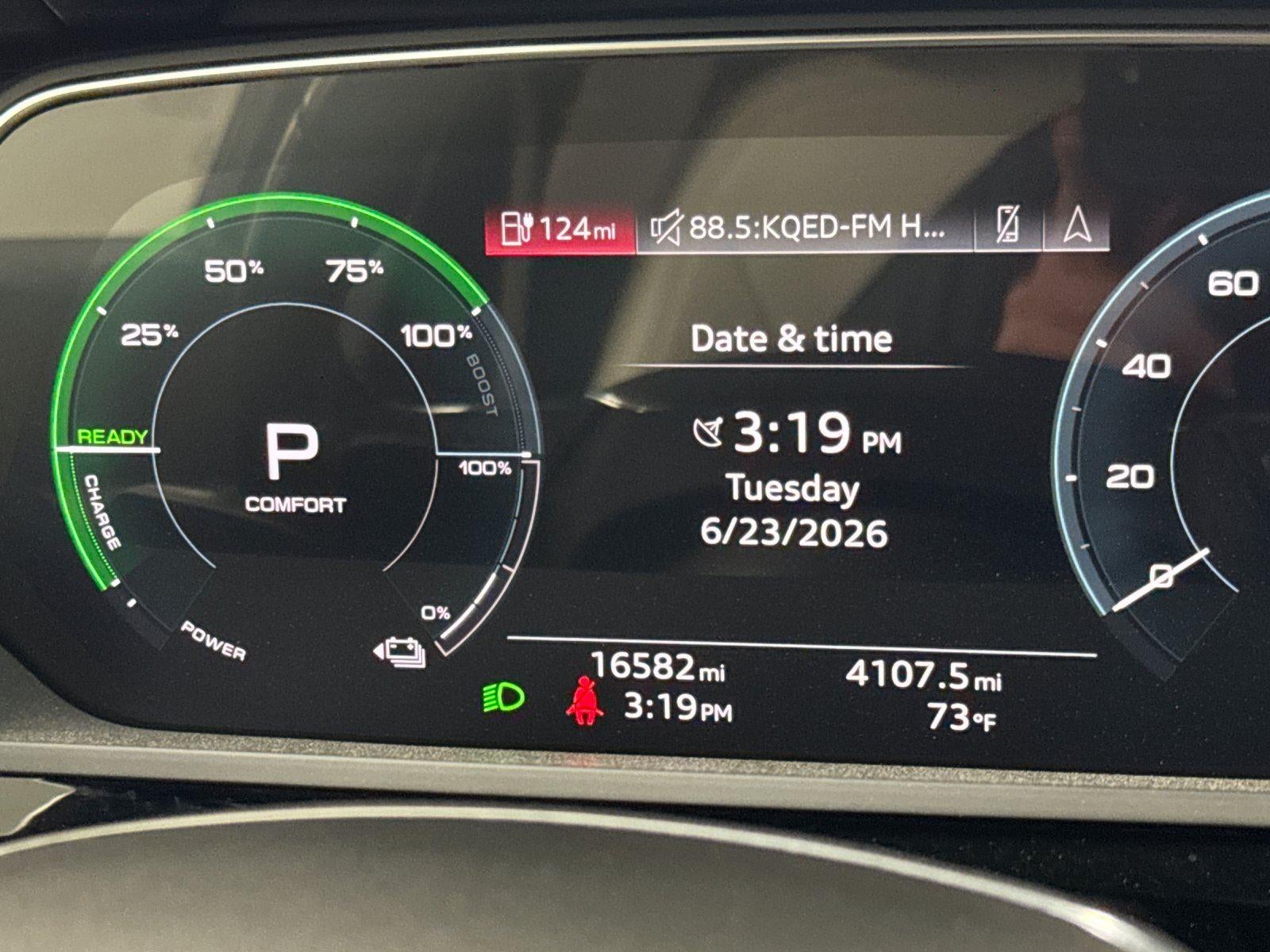 2024 Audi Q8 e-tron Sportback S line Premium Plus