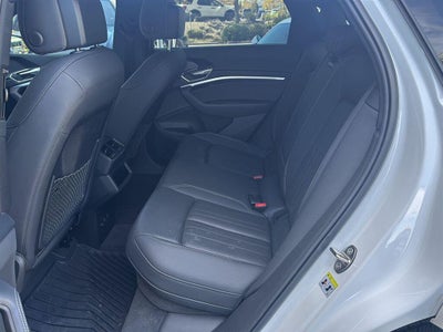 2024 Audi Q8 E-Tron Sportback S line Premium Plus