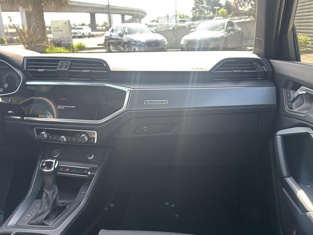 2025 Audi Q3 S line Premium