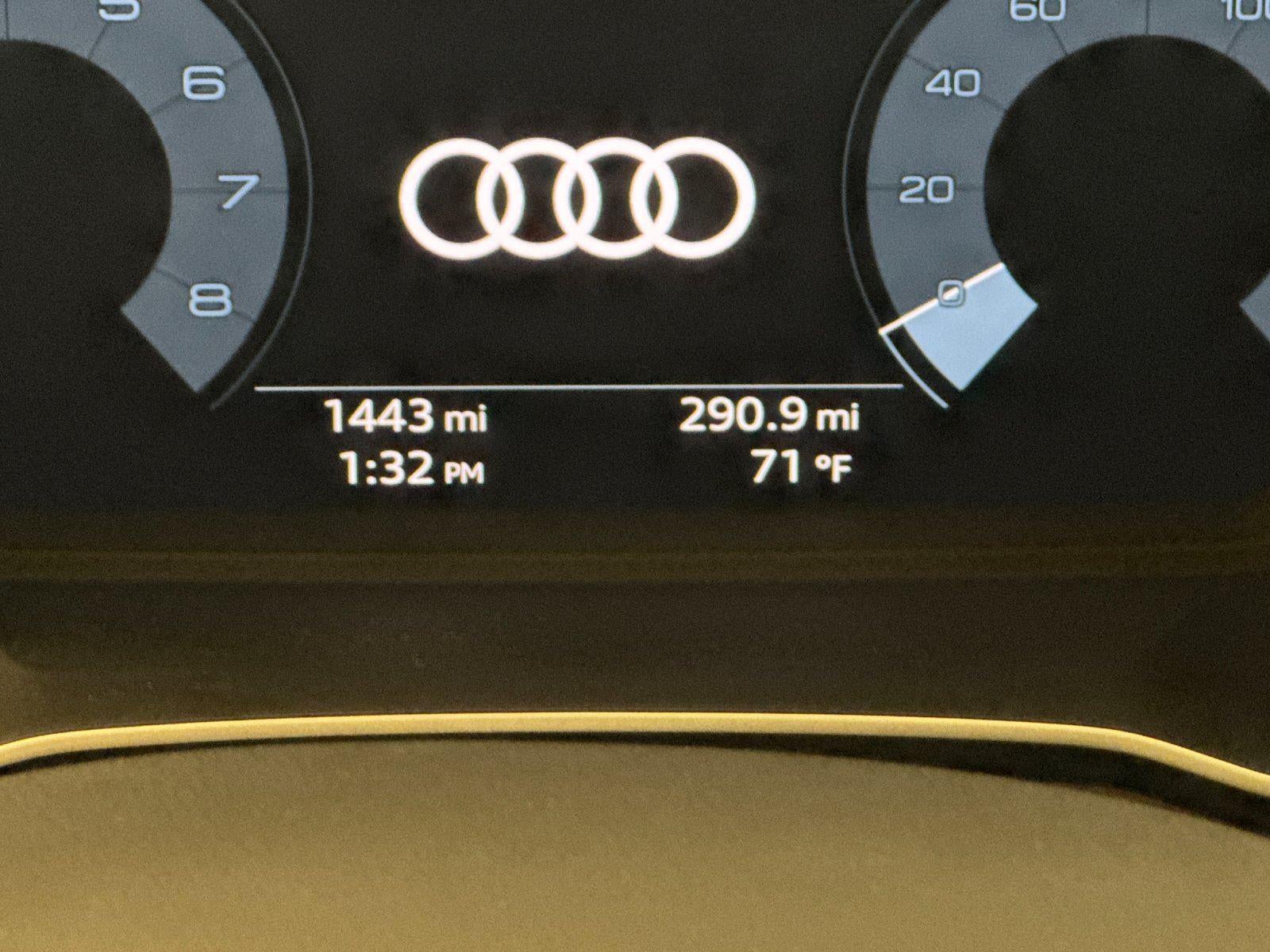 2025 Audi Q3 S line Premium