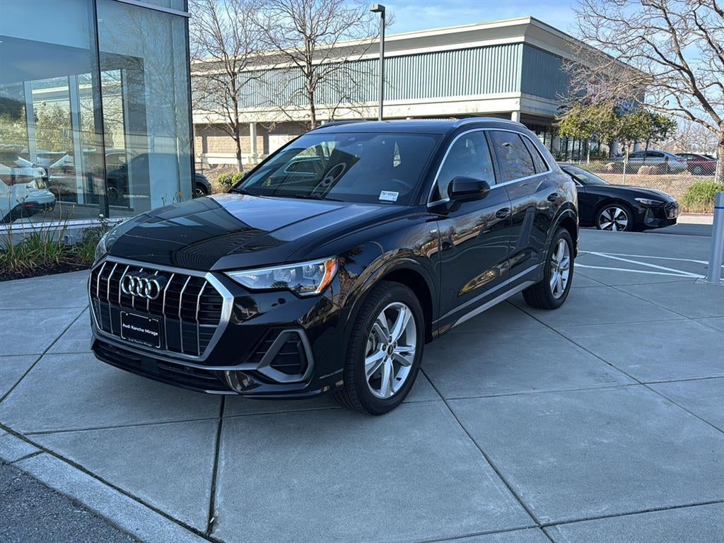 2021 Audi Q3 S line Premium
