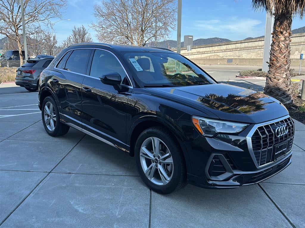 2021 Audi Q3 S line Premium
