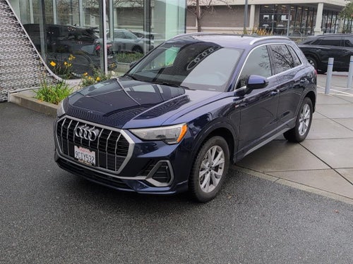 2022 Audi Q3 S line Premium