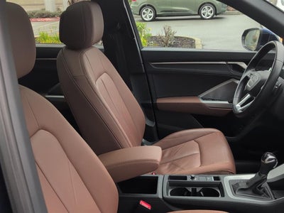 2022 Audi Q3 S line Premium