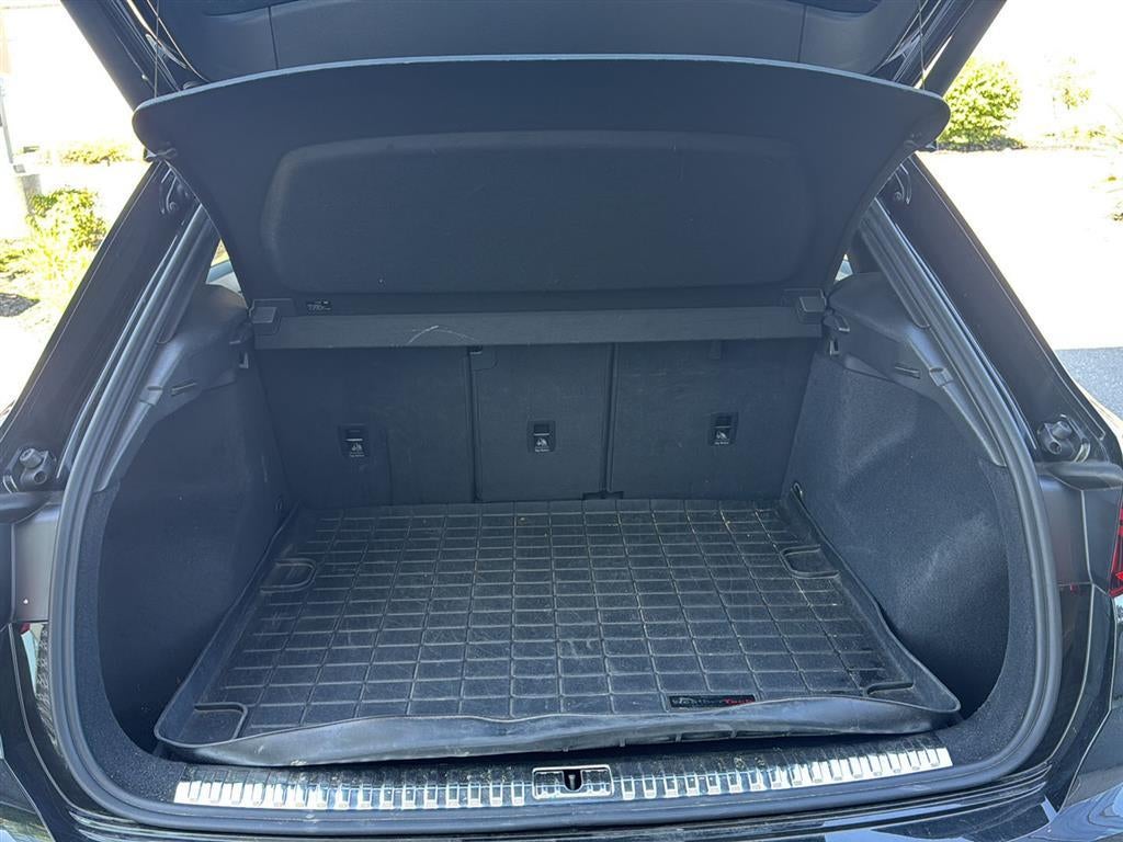 2021 Audi Q3 S line Premium