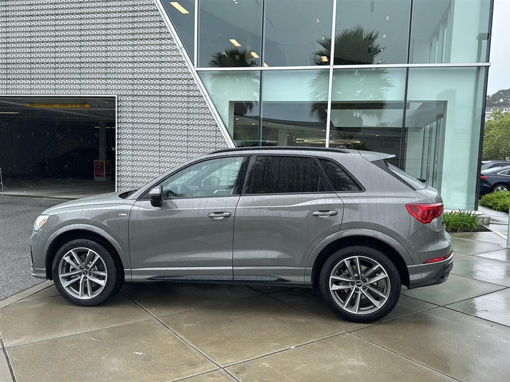2025 Audi Q3 S line Premium