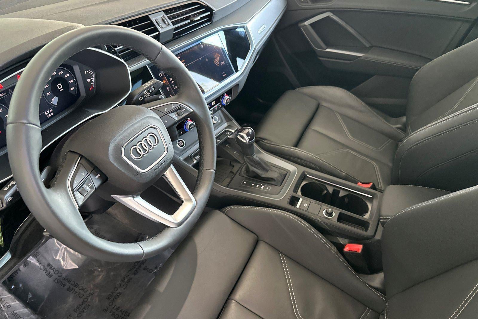 2025 Audi Q3 S line Premium