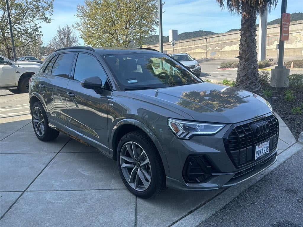 2025 Audi Q3 S line Premium