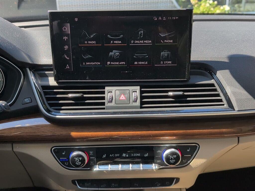 2024 Audi Q5 S line Premium Plus
