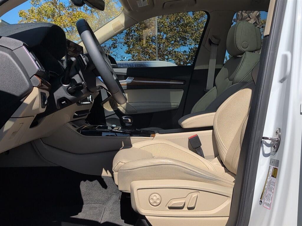 2024 Audi Q5 S line Premium Plus