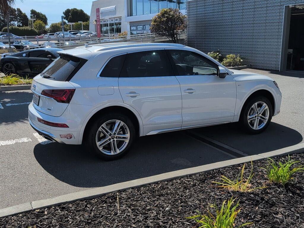 2024 Audi Q5 S line Premium Plus