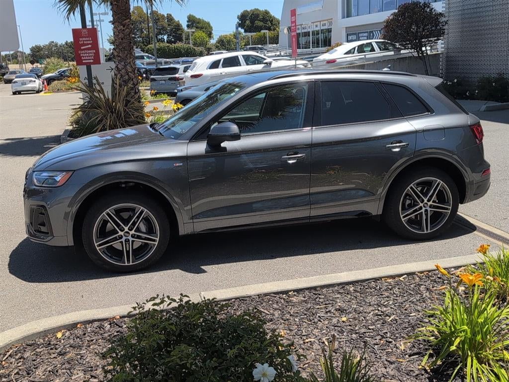 2023 Audi Q5 S line Premium Plus