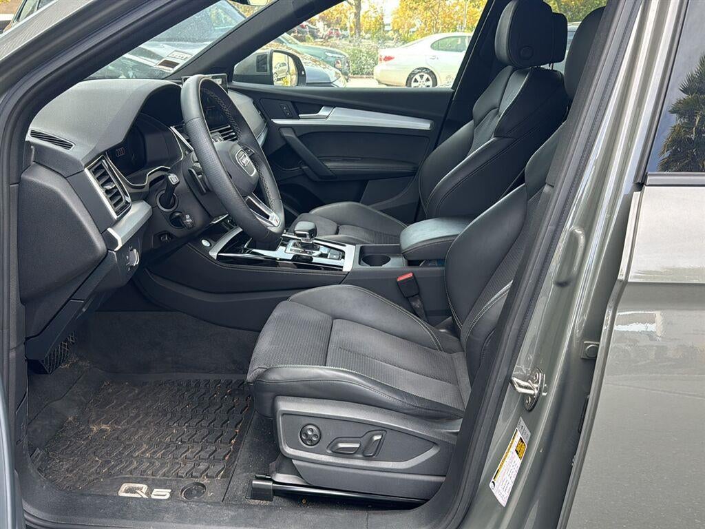 2023 Audi Q5 S line Premium Plus