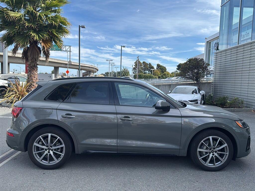 2023 Audi Q5 S line Premium Plus
