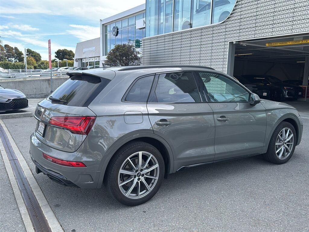 2023 Audi Q5 S line Premium Plus