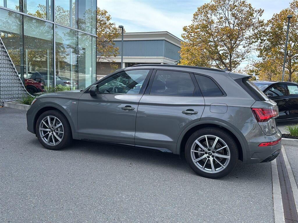 2023 Audi Q5 S line Premium Plus