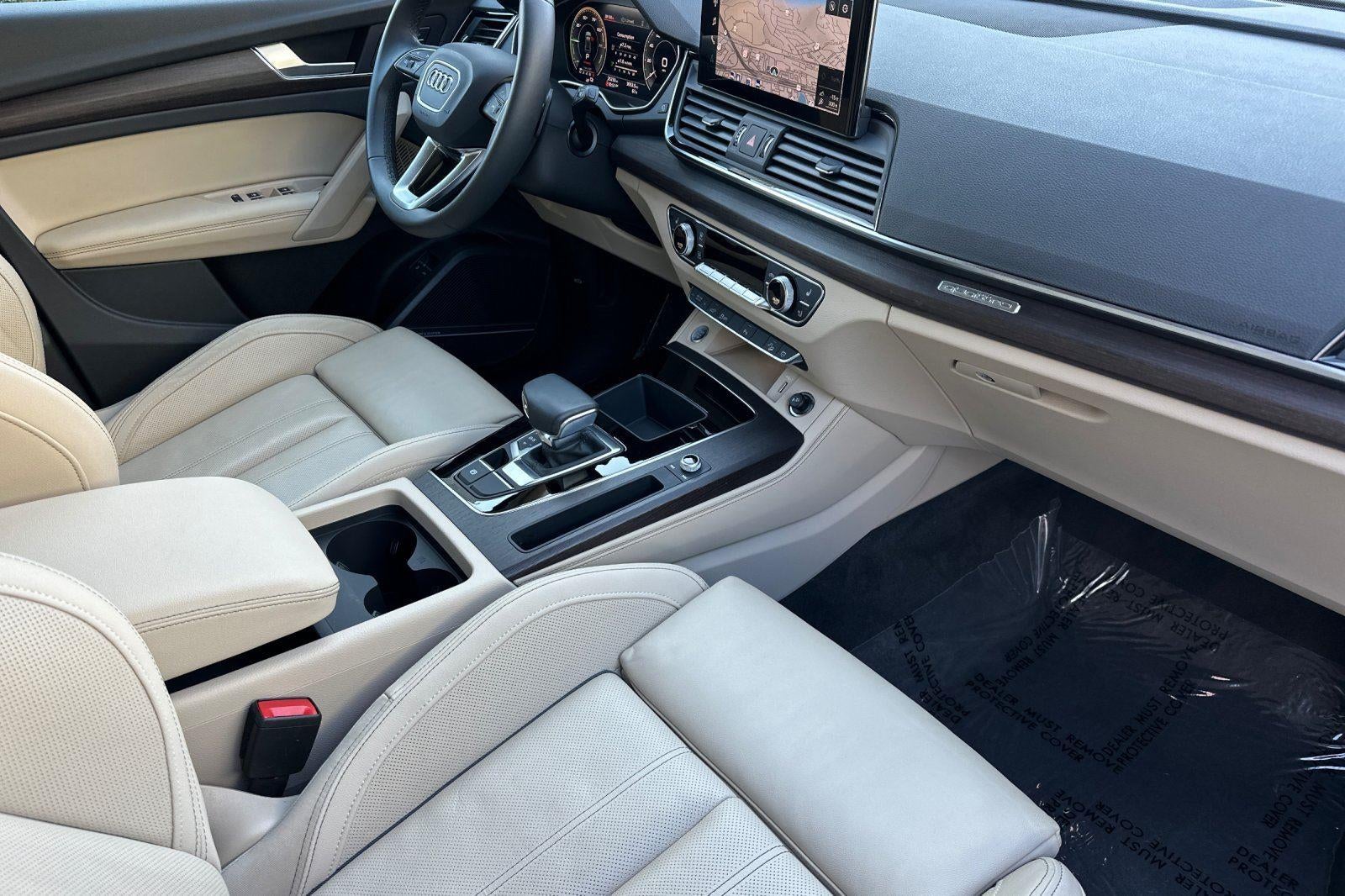 2023 Audi Q5 S line Premium Plus