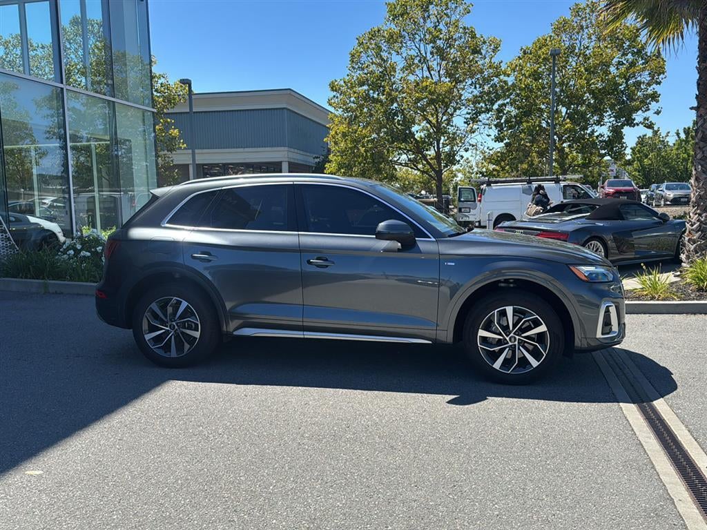 2023 Audi Q5 S line Premium Plus