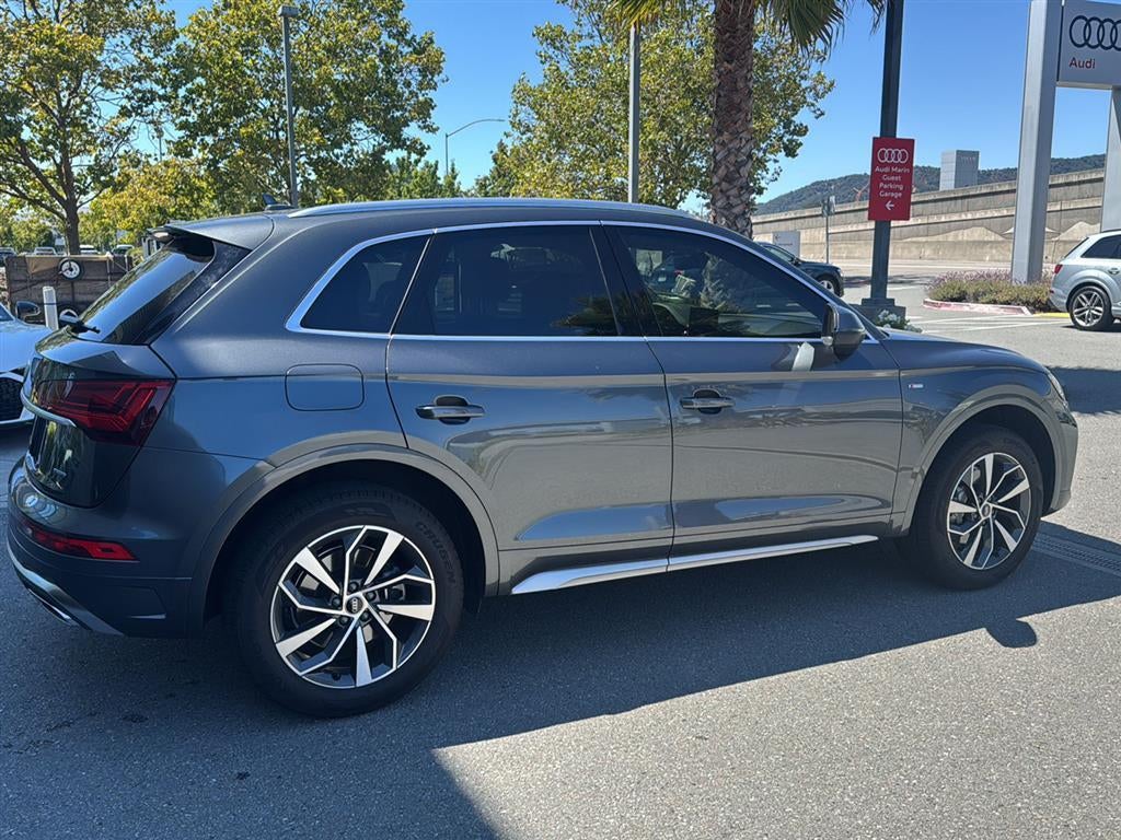 2023 Audi Q5 S line Premium Plus