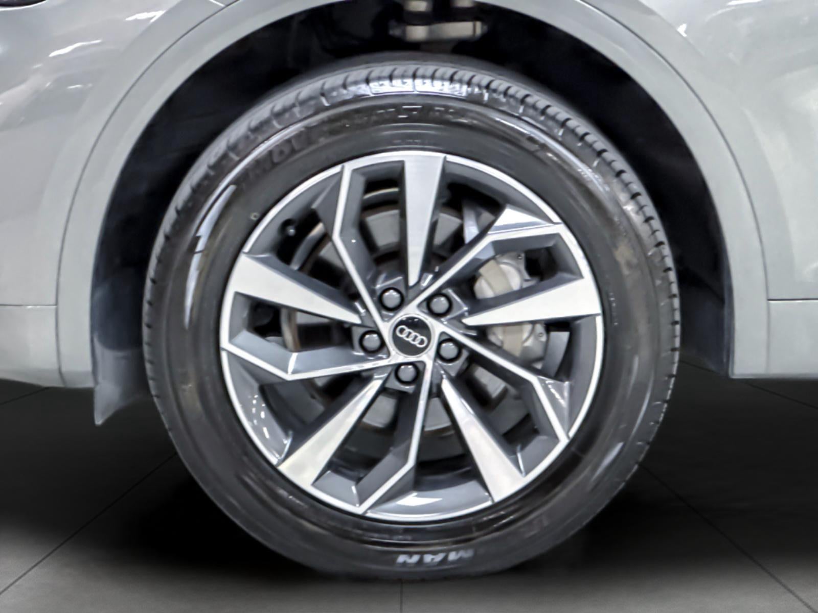 2024 Audi Q5 S line Premium Plus