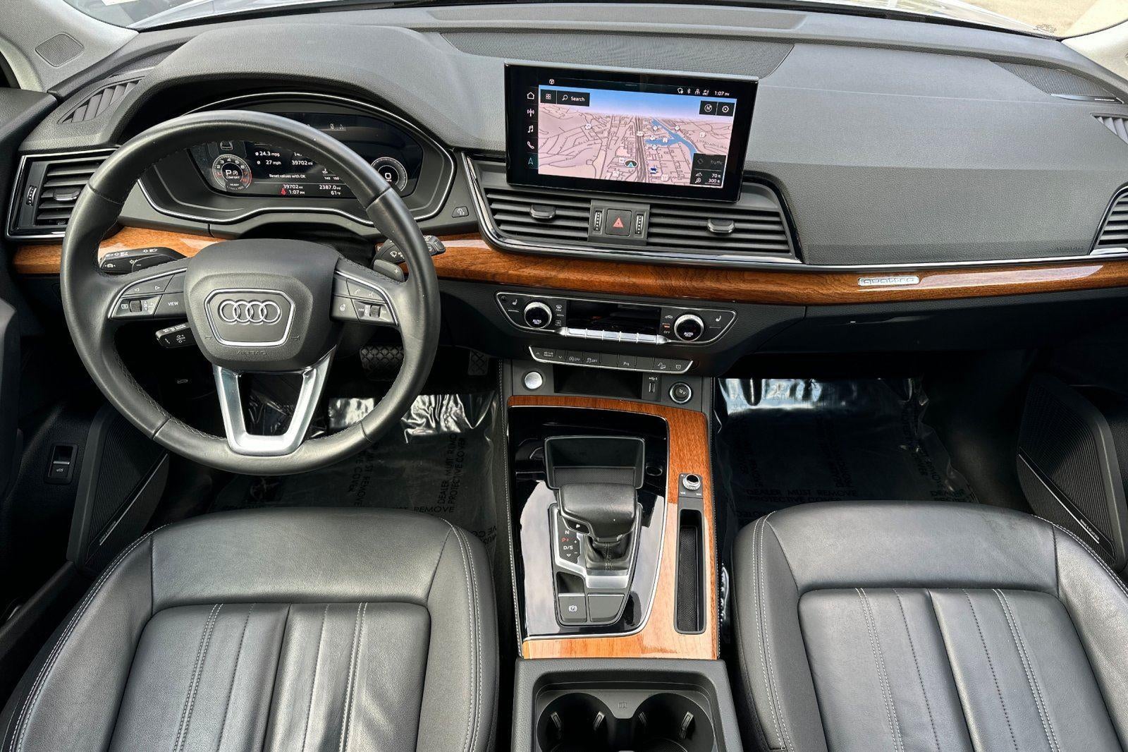 2023 Audi Q5 S line Premium Plus